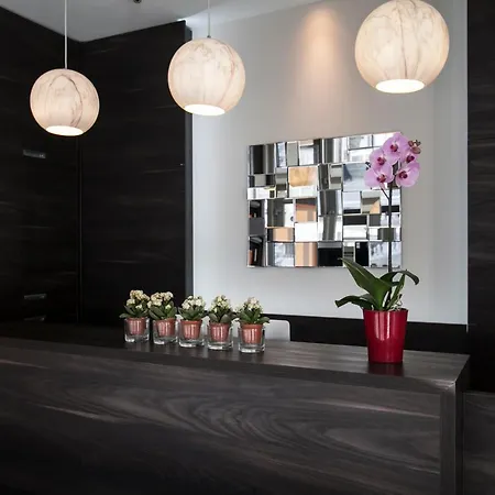 Hotel Antwerp Inn Hotel Amberes